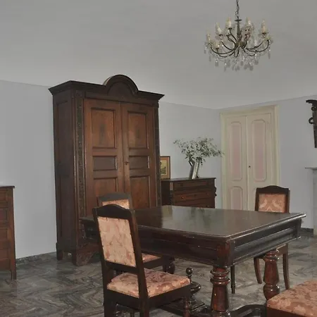 Arbe - Grande Con Terrazza Panoramica * Castagnole Monferrato